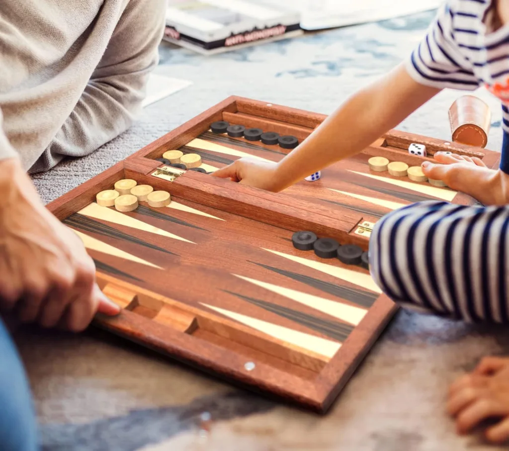 Backgammon Spiel aus Holz